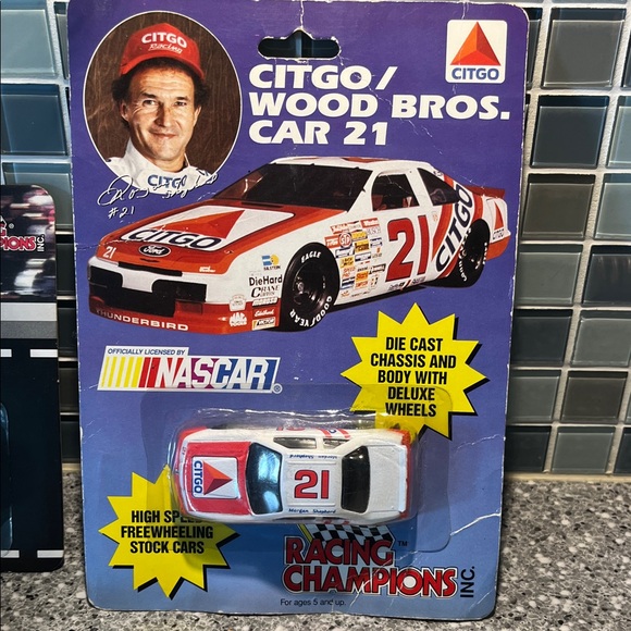 Assorted Racing Die-Cast Toy Cars - Picture 5 of 7